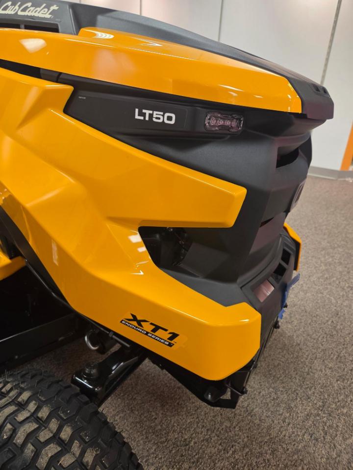 Cub Cadet XT1 LT50  2026