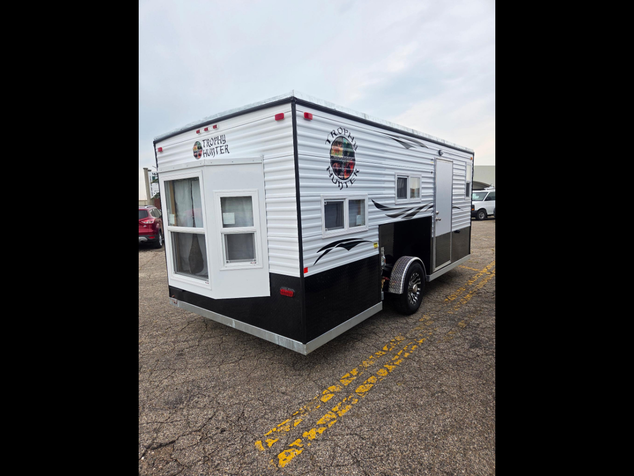 Ice Castle 8x17 Trophy Hunter  2026