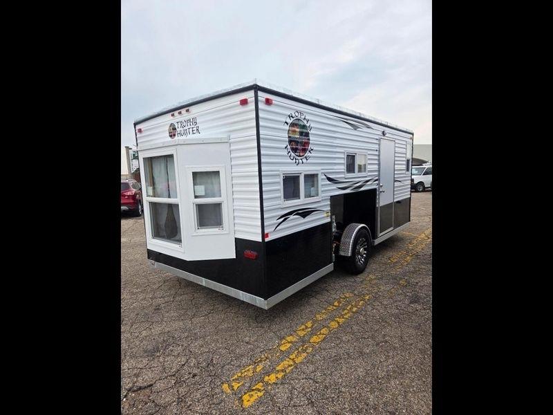 Ice Castle 8x17 Trophy Hunter  2026