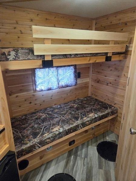 Ice Castle 8x17 Trophy Hunter  2026