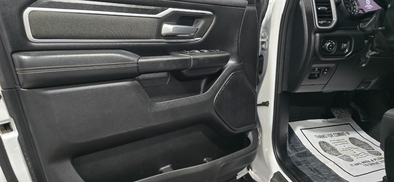 RAM 1500 Big Horn Crew Cab SWB 4WD 2020