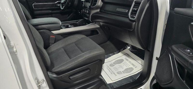RAM 1500 Big Horn Crew Cab SWB 4WD 2020