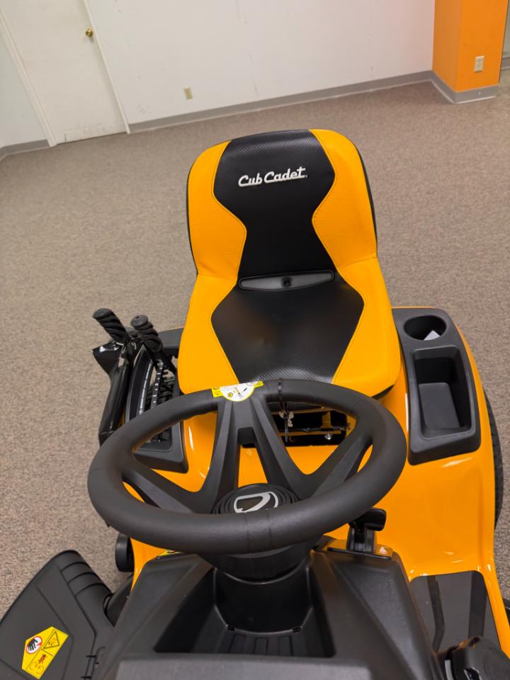 Cub Cadet XT1 LT46  2026