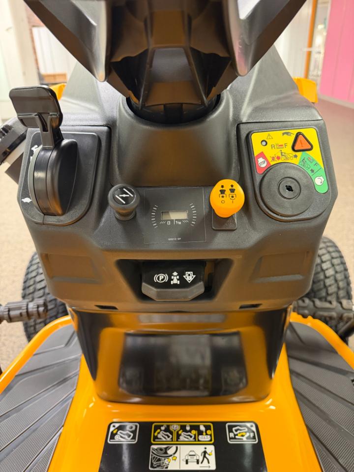 Cub Cadet XT2 GX54 D  2026