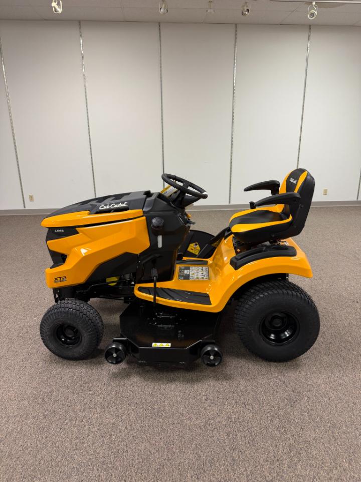 Cub Cadet XT2 LX46  2026
