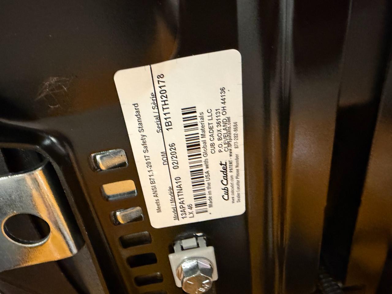 Cub Cadet XT2 LX46  2026