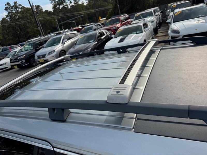 Volvo XC90  2010 Volvo XC90  2010