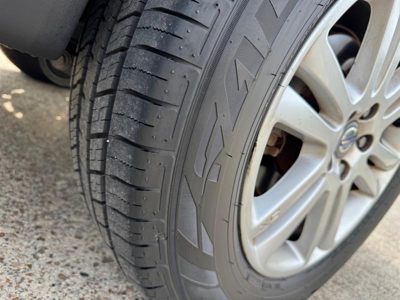 Volvo XC90  2010 Volvo XC90  2010