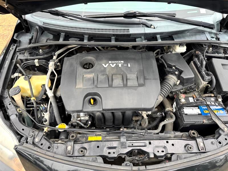 Toyota Corolla  2010