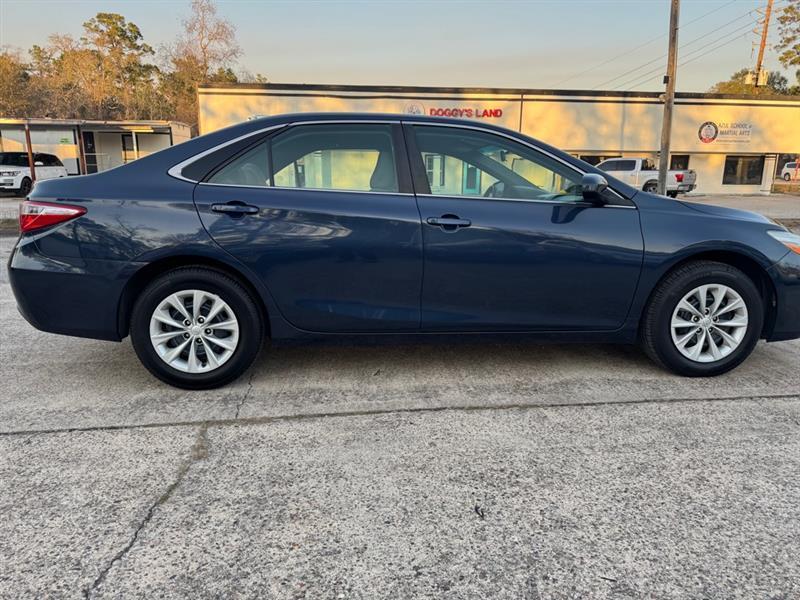 Toyota Camry  2016