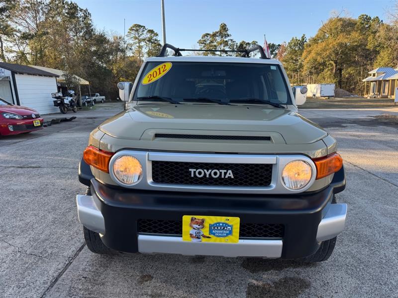 Toyota FJ Cruiser  2012