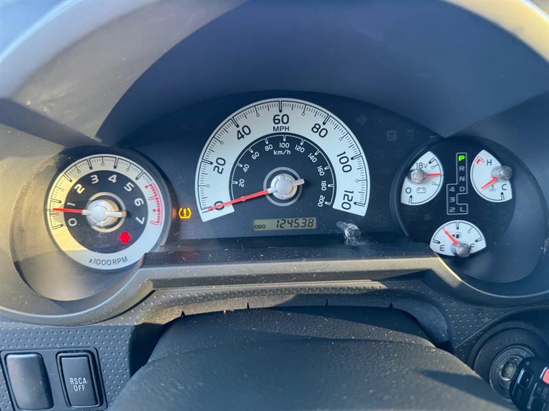 Toyota FJ Cruiser  2012