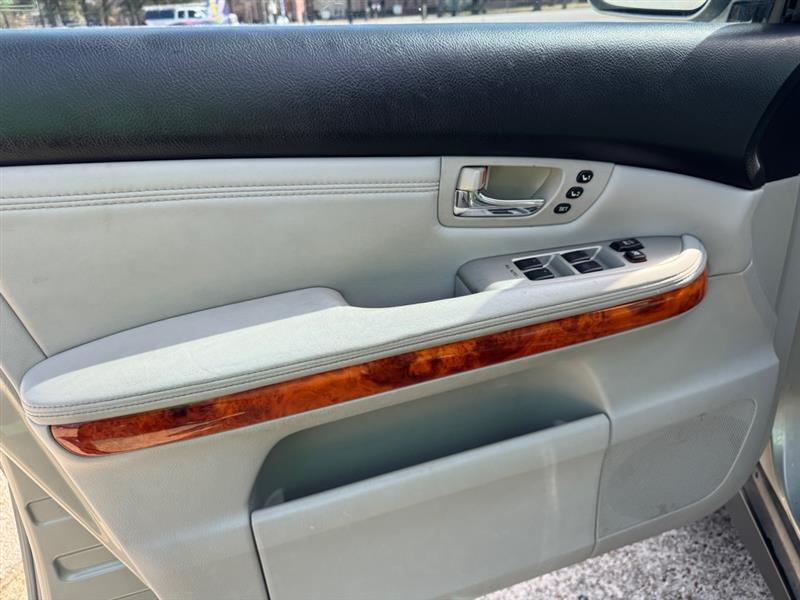 Lexus RX 330  2005