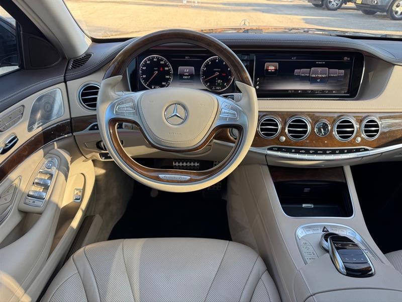 Mercedes-Benz S-Class  2015