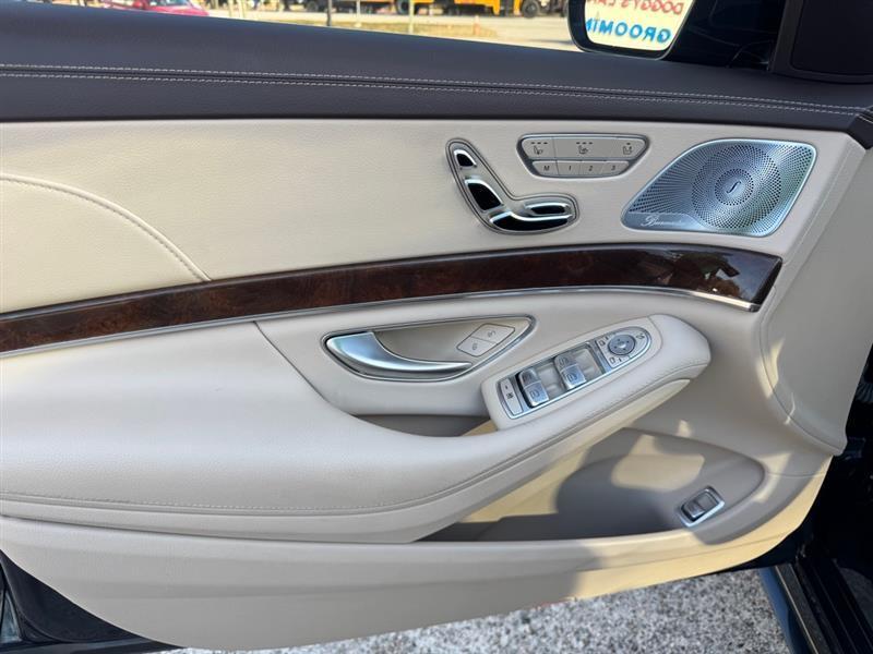 Mercedes-Benz S-Class  2015