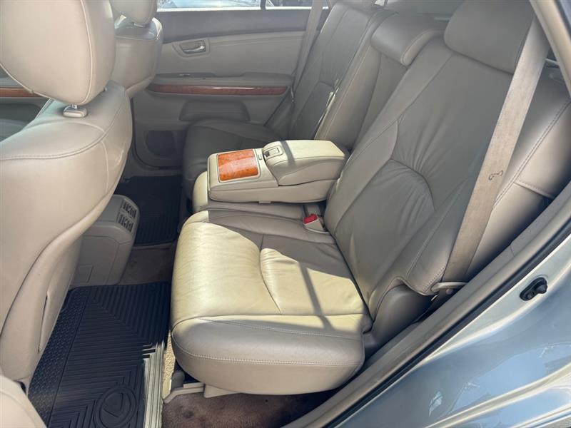 Lexus RX 330  2005