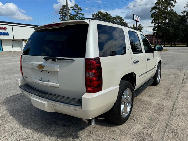 Chevrolet Tahoe  2014
