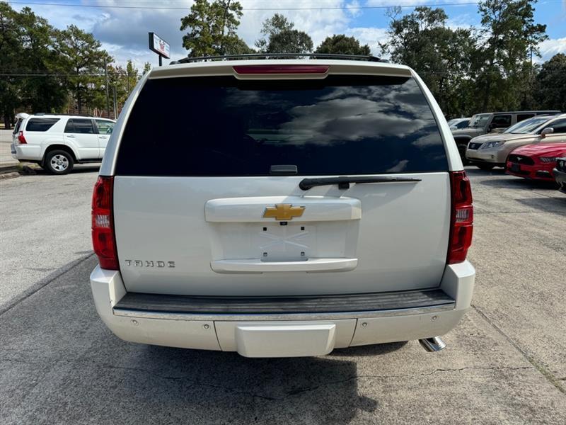 Chevrolet Tahoe  2014