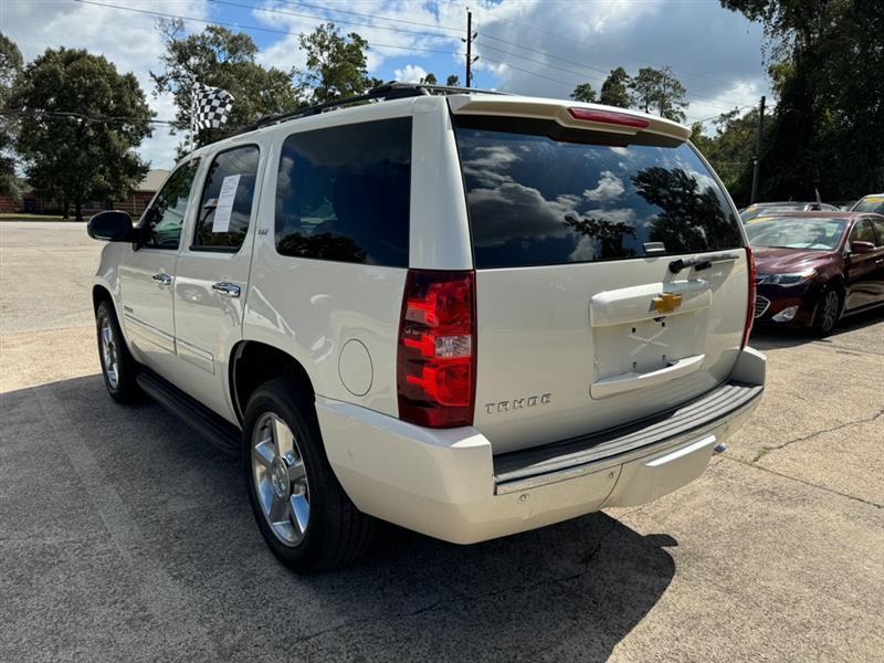 Chevrolet Tahoe  2014