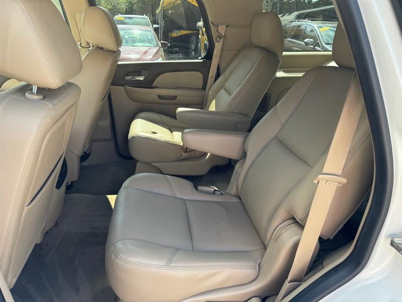 Chevrolet Tahoe  2014