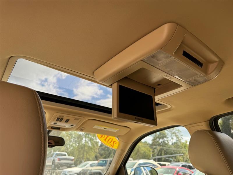 Chevrolet Tahoe  2014