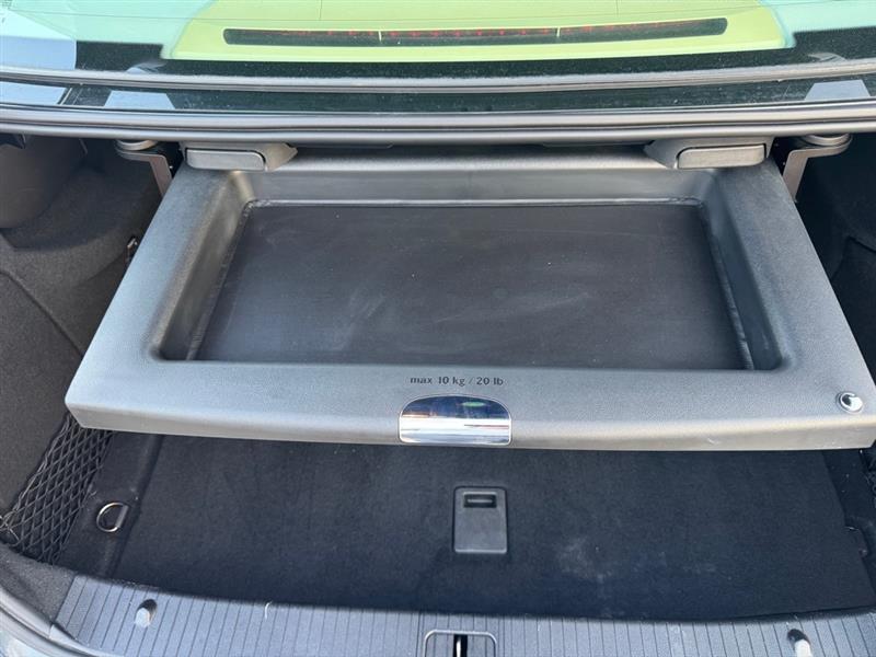 Mercedes-Benz E-Class  2014