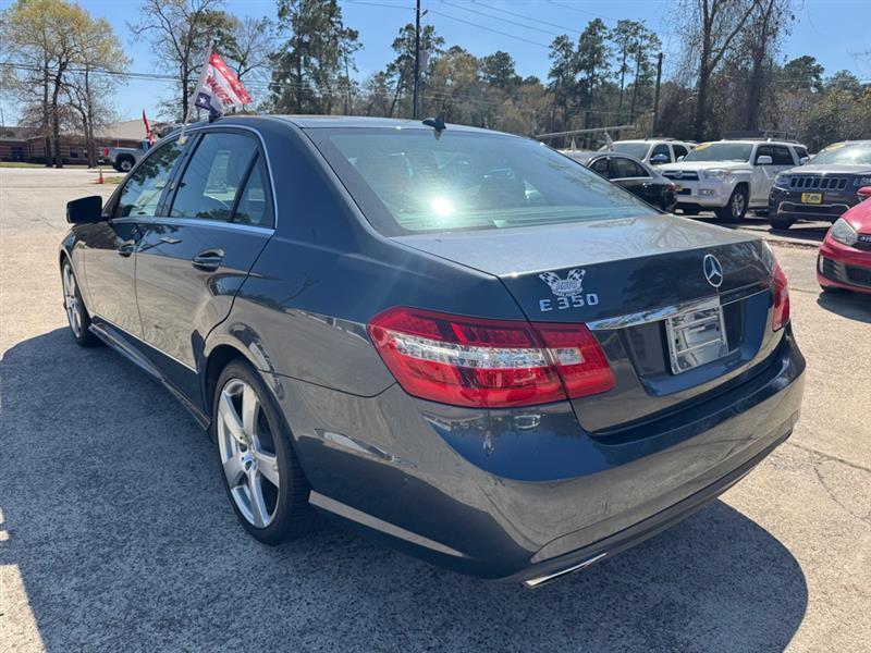 Mercedes-Benz E-Class  2010