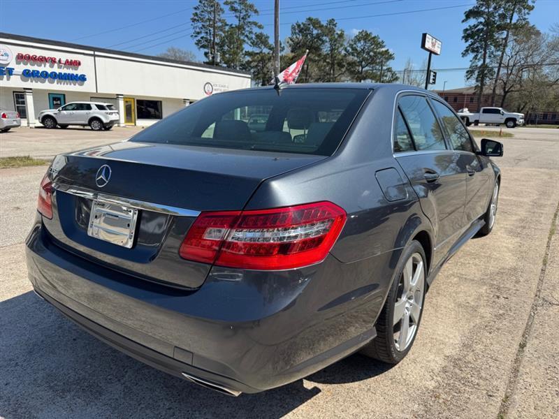 Mercedes-Benz E-Class  2010