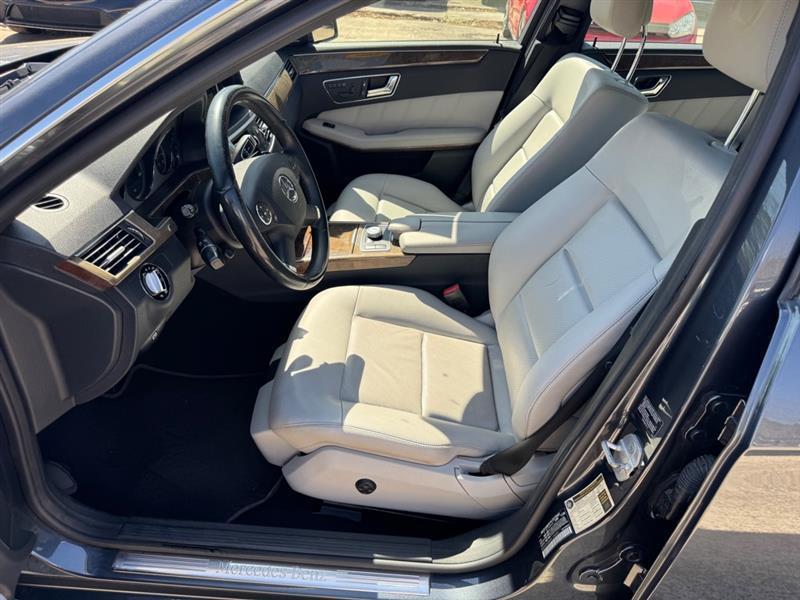 Mercedes-Benz E-Class  2010