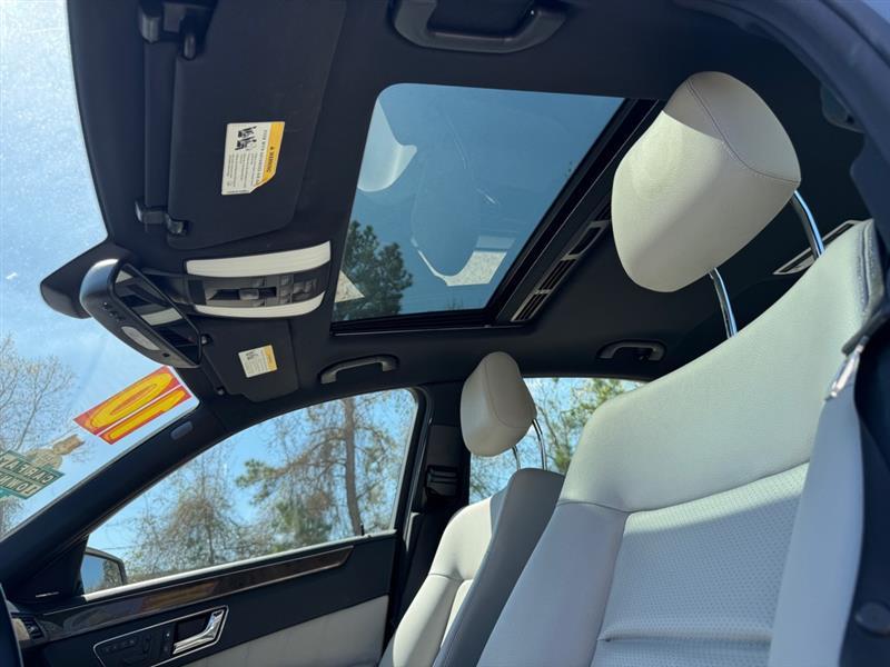 Mercedes-Benz E-Class  2010