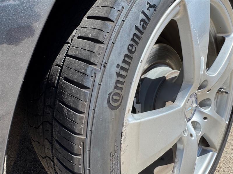 Mercedes-Benz E-Class  2010