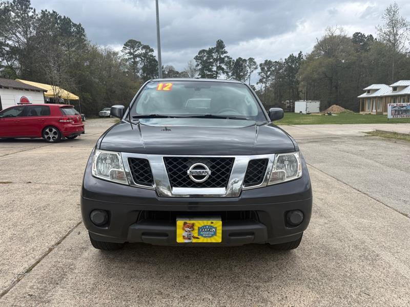 Nissan Frontier  2012