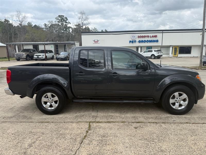 Nissan Frontier  2012