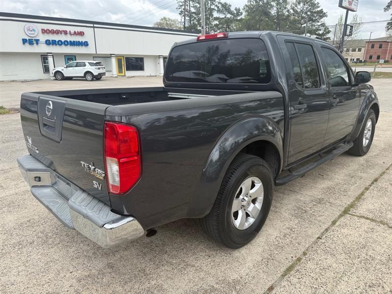 Nissan Frontier  2012