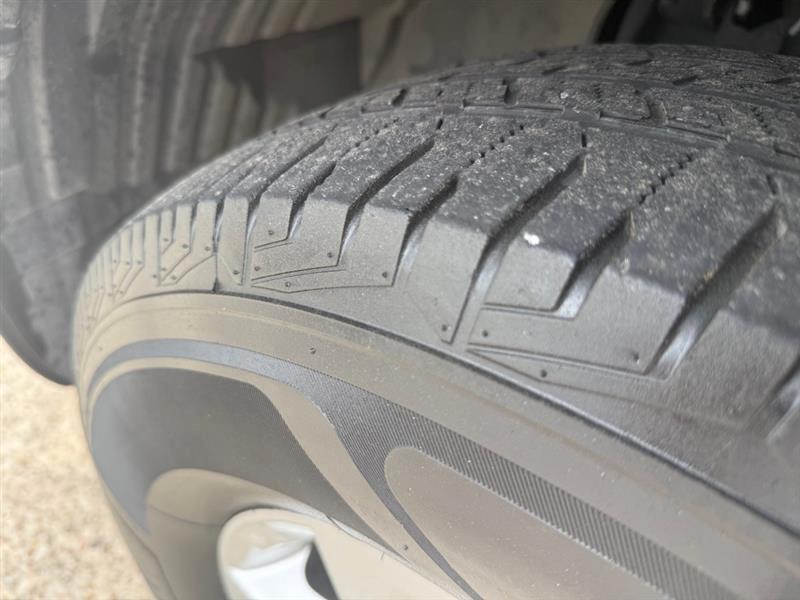 Nissan Frontier  2012