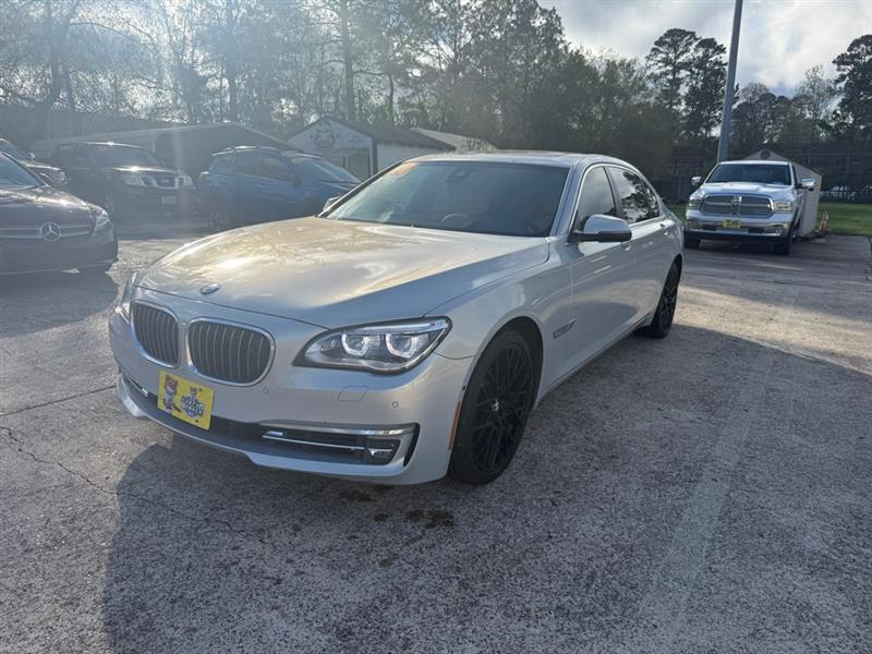BMW 7-Series  2014