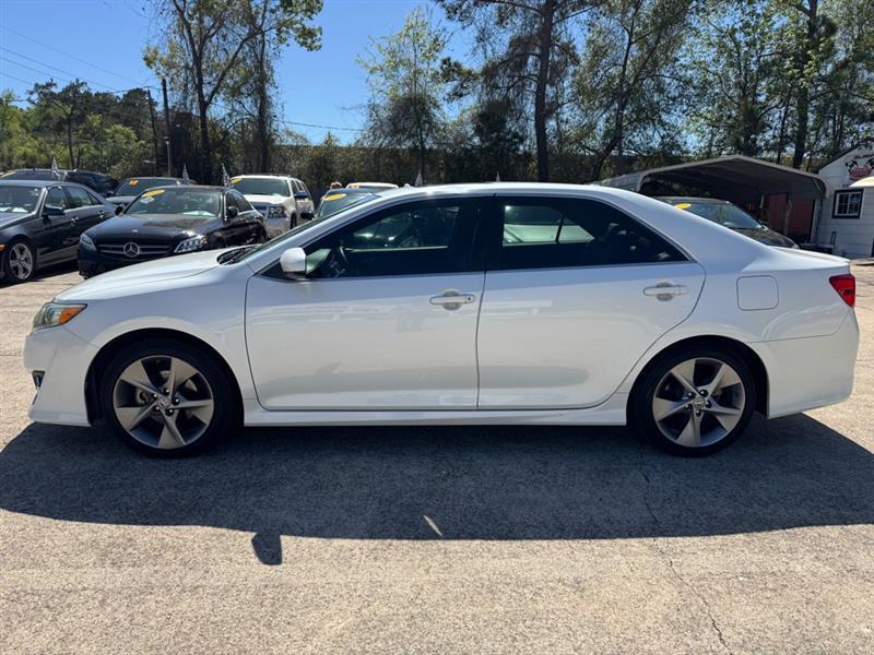 Toyota Camry  2012