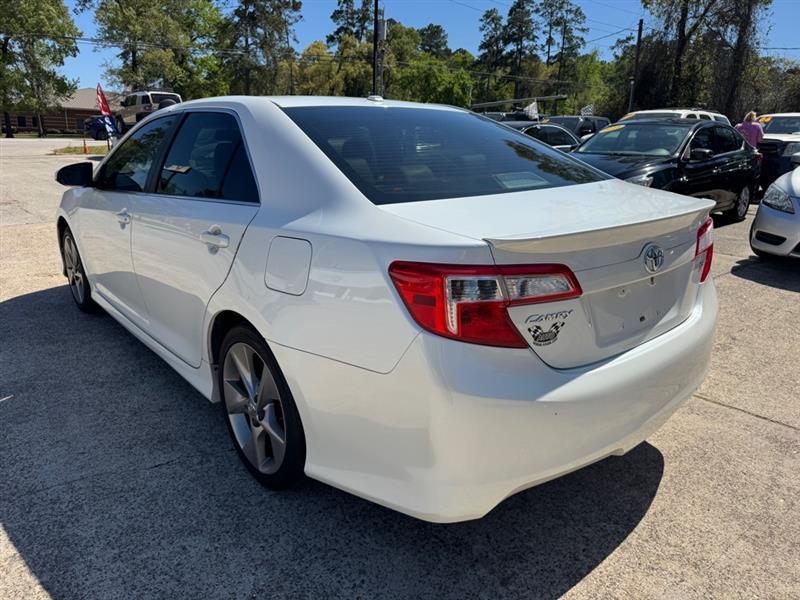 Toyota Camry  2012