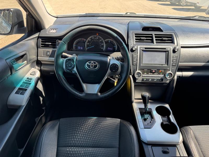 Toyota Camry  2012