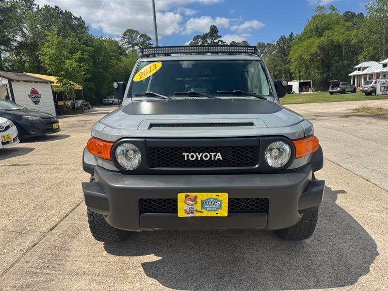 Toyota FJ Cruiser  2013