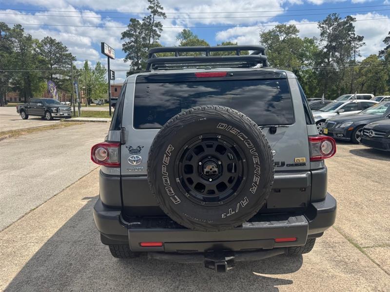 Toyota FJ Cruiser  2013
