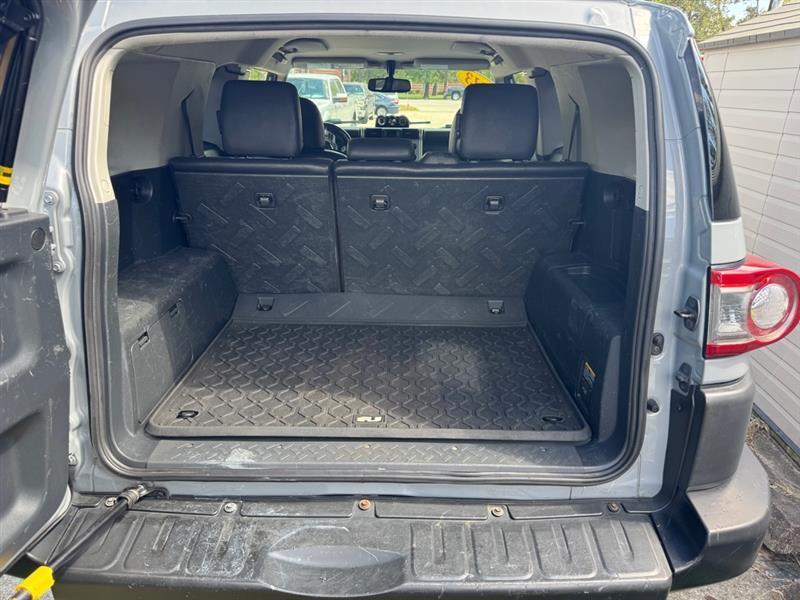 Toyota FJ Cruiser  2013