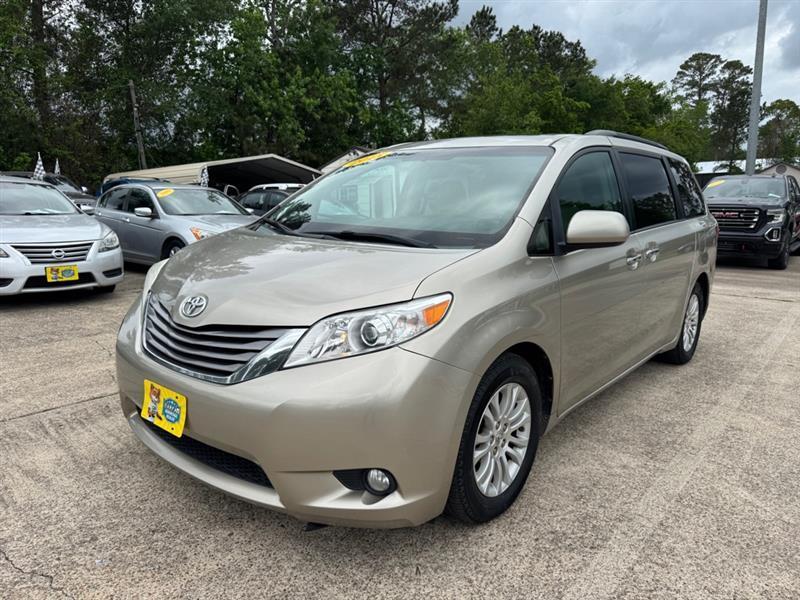 Toyota Sienna  2015