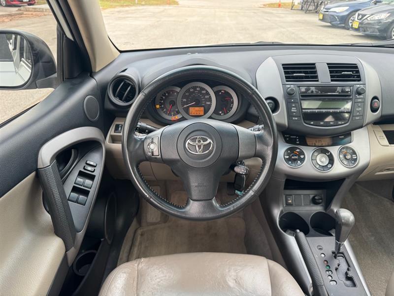 Toyota RAV4  2006