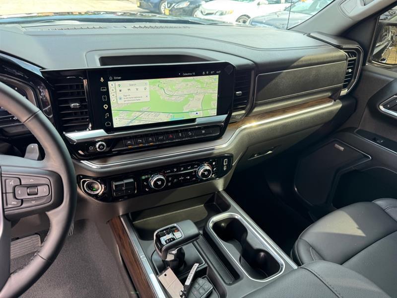 GMC Sierra 1500  2025