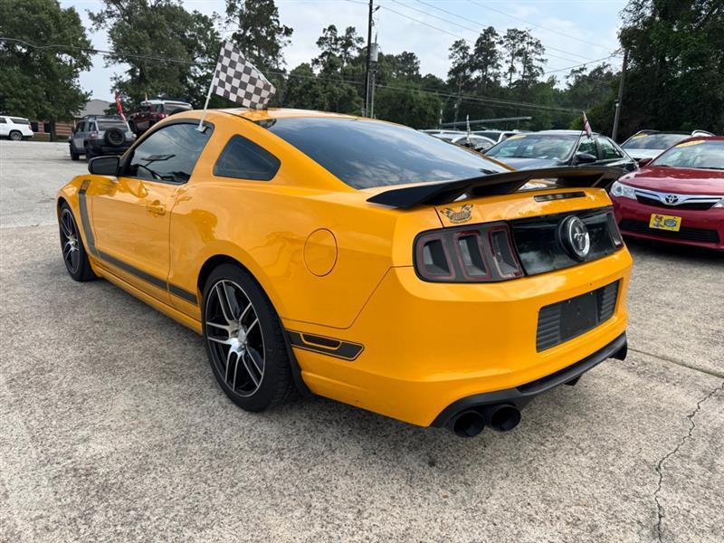 Ford Mustang  2013