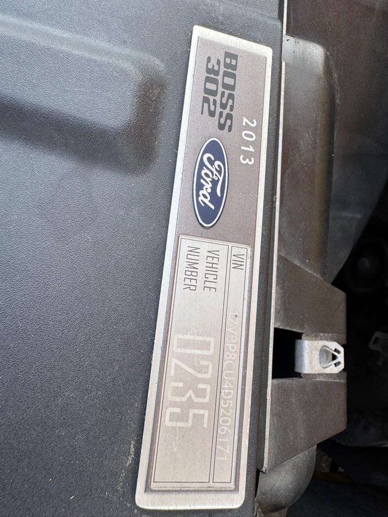 Ford Mustang  2013