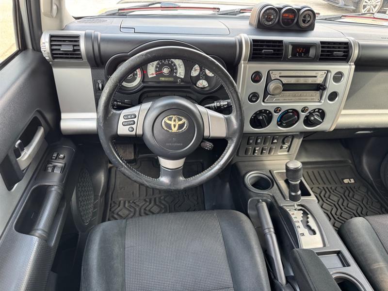 Toyota FJ Cruiser  2008