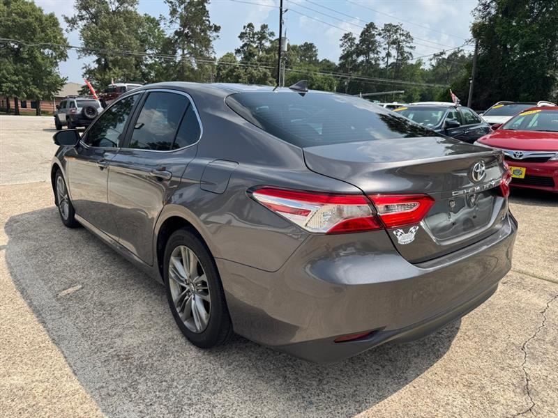 Toyota Camry  2019