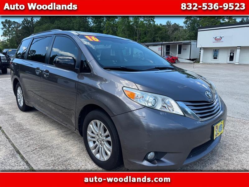 Toyota Sienna  2016